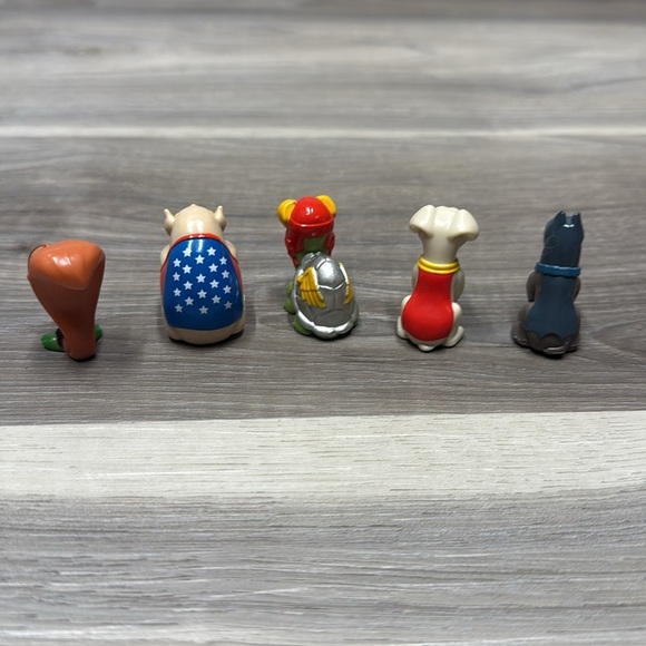 🚩 Fisher Price DC League of Super Pets Toy Figures Multi Pack Play Set Jet Case - Picture 8 of 8